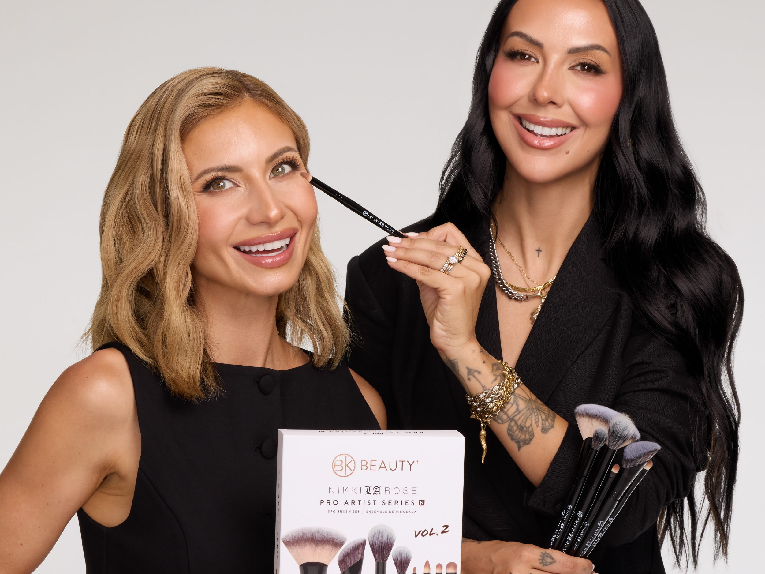 Nikki La Rose N22 Petite Dome Blender